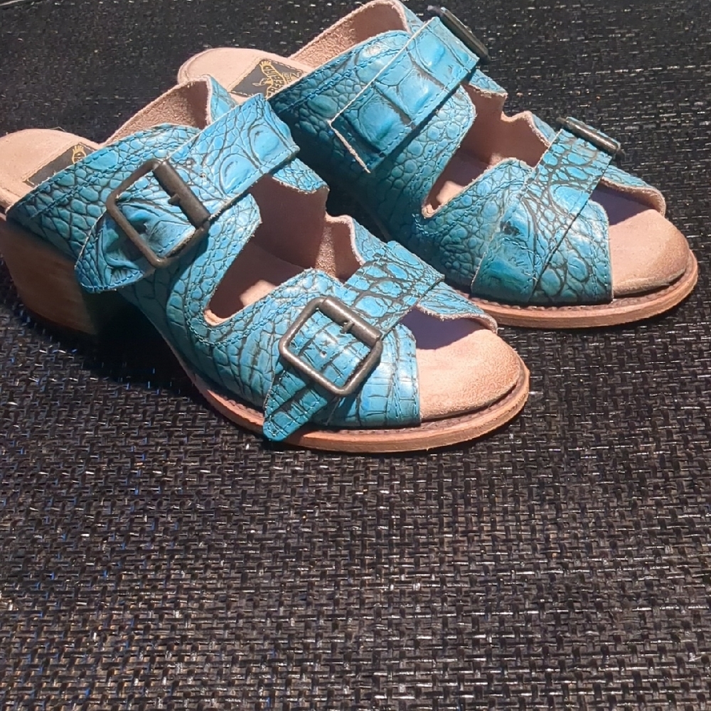 Freebird Turquoise Textured Mules